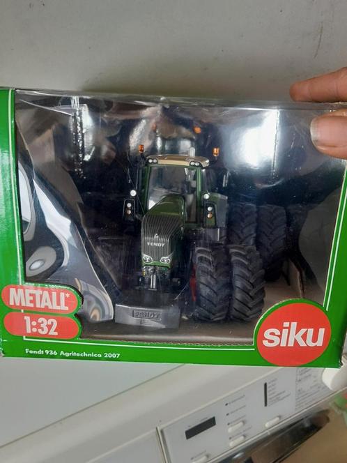 Fendt 936 vario tms, Hobby en Vrije tijd, Modelauto's | 1:32, Zo goed als nieuw, Tractor of Landbouw, Universal Hobbies, Ophalen of Verzenden