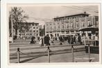 ARNHEM WILLEMSPLEIN BUSHALTES TROLLEYBUS VOLK AUTO'S BROMMER, Verzamelen, Ansichtkaarten | Nederland, Ophalen of Verzenden, 1940 tot 1960