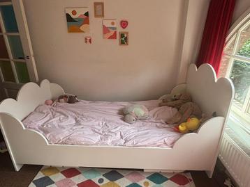 Kinderbed beschikbaar voor biedingen