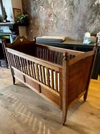 Antiek Houten Ledikant/ babybed inclusief aerosleep matrasje, Ophalen of Verzenden