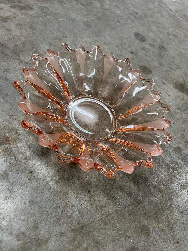 Vintage Roze Glazen Schaal, Antiek en Kunst, Antiek | Glas en Kristal, Ophalen