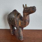 Hout en koper dromedaris beeldje, Ophalen of Verzenden, Zo goed als nieuw, Dier