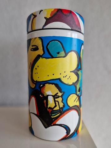 Beschuitbus Herman Brood beschikbaar voor biedingen