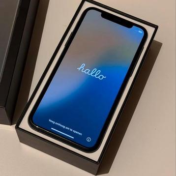 iPhone 11 Pro, Groen, 64GB, goede staat beschikbaar voor biedingen