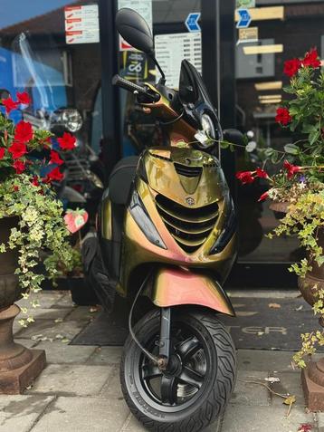 piaggio zip 4t 2v 2013 Brom 45 km Zeer nette Zip  beschikbaar voor biedingen