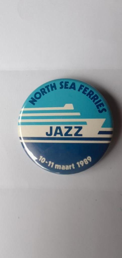 Button van North Sea Ferries  10 en 11 maart 1989 7,5cm goed, Verzamelen, Speldjes, Pins en Buttons, Nieuw, Button, Overige onderwerpen