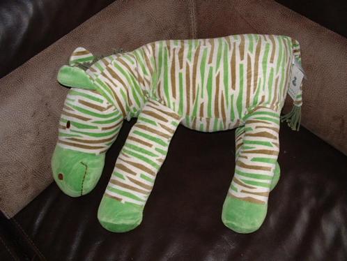 HAPPY HORSE ZEBRA GREEN ZITA NR4 VELOURS WIT MET OLIJFGROENE, Kinderen en Baby's, Speelgoed | Knuffels en Pluche, Nieuw, Overige typen