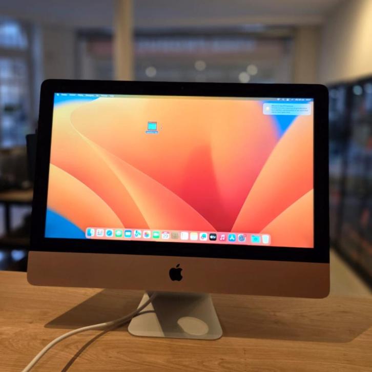 iMac 2017 21.5-inch 2.3GHz i5 8 GB 1 TB HDD (A1418), Computers en Software, Apple Desktops, Gebruikt