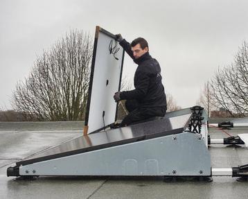 Installatie van zonnepanelen beschikbaar voor biedingen