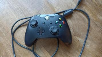 PDP wired Controller for xbox one beschikbaar voor biedingen