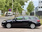 Opel Astra Sports Tourer 1.3 CDTi S/S Cosmo|NAVI|PSENSOR|AIR, Auto's, Opel, Euro 5, 730 kg, Gebruikt, Zwart