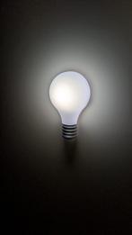 Lightbulb Pushlight druklamp., Huis en Inrichting, Ophalen of Verzenden, Zo goed als nieuw