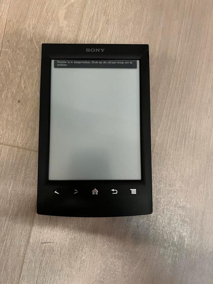 080 - Sony PRS-T2N e-reader, Computers en Software, E-readers, Gebruikt, 6 inch of minder, 4 GB of minder, Touchscreen, Uitbreidbaar geheugen