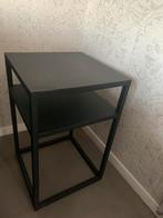 Nachtkastje of bijzettafel, Minder dan 45 cm, Metaal of Aluminium, Ophalen of Verzenden, Zo goed als nieuw