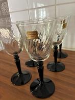 6 mooie wijn glazen op zwarte voet …, Verzamelen, Glas en Borrelglaasjes, Ophalen, Zo goed als nieuw, Overige typen