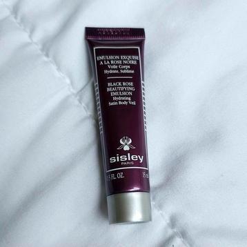 NU €10 ‼️ Sisley Black Rose Beautifying Emulsion body veil beschikbaar voor biedingen