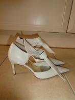 Pronovias VINTAGE trouw pumps 37 wit leer enkelstrik ZGAN, Verzenden, Wit, Zo goed als nieuw, Schoenen
