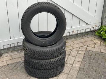 Vredestein 145 70 13 snowtrac 3. 4 stuk 7mm beschikbaar voor biedingen