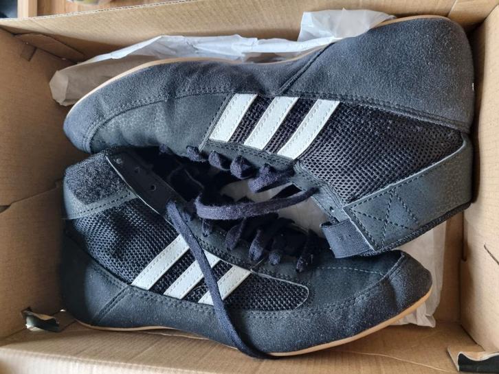 Adidas Worstelschoenen - Maat 37 1/3, Sport en Fitness, Vechtsporten en Zelfverdediging, Overige, Vechtsportschoenen, Maat XS of kleiner