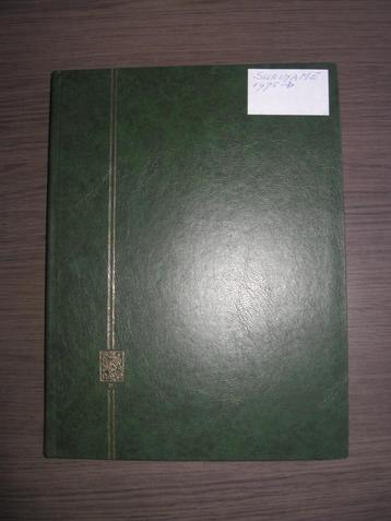 Suriname na 1975. Voorraadboek met zegels en blokken. beschikbaar voor biedingen