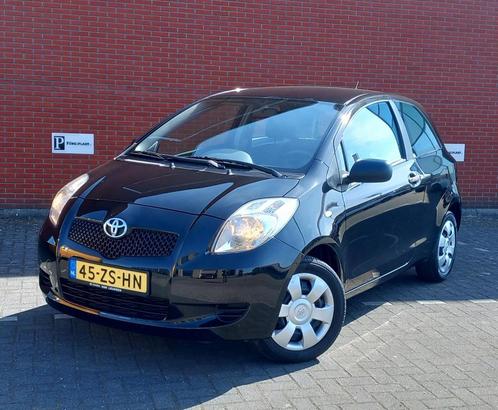 TOYOTA Yaris 1.3 16V VVT-I 3DR Terra, Auto's, Toyota, Bedrijf, Te koop, Yaris, ABS, Airbags, Boordcomputer, Centrale vergrendeling