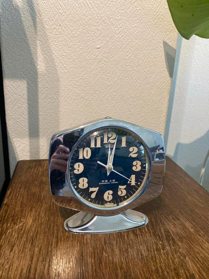 Vintage Diamond Wekker - Shanghai Stopwatch Factory, Huis en Inrichting, Woonaccessoires | Klokken, Gebruikt, Wekker of Tafelklok