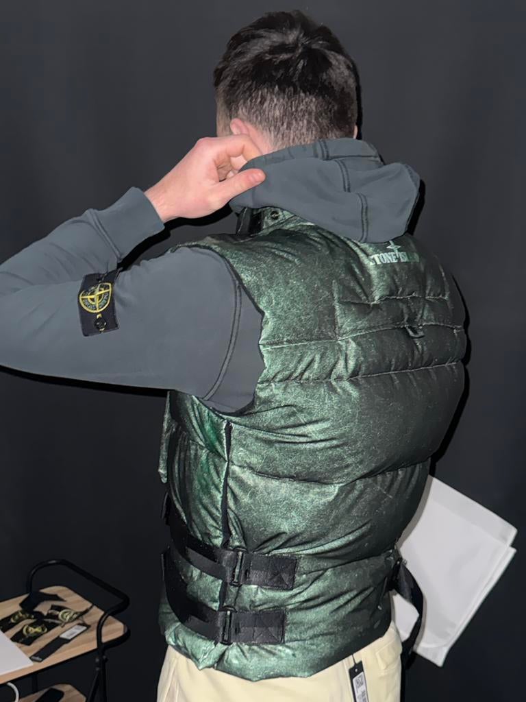 Stone Island hidden reflective, Kleding | Heren, Ophalen of Verzenden, Zo goed als nieuw, Maat 48/50 (M), Zwart