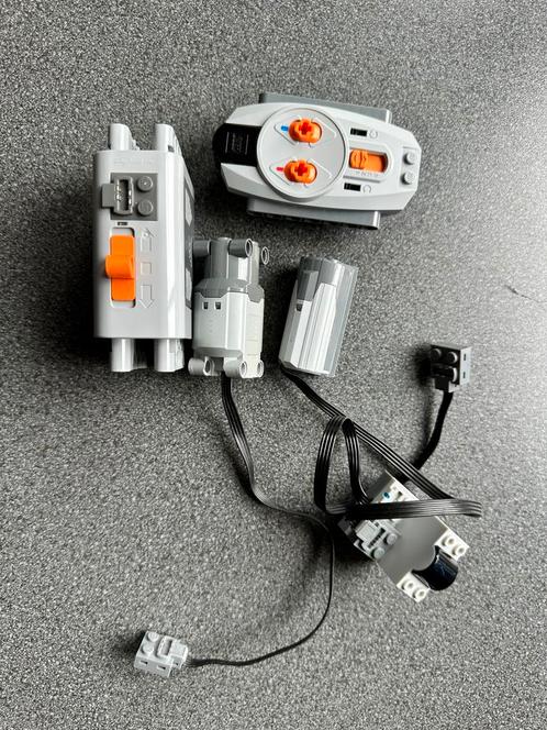 Lego technic power functions Bbox,remote,reiver, L + R motor, Kinderen en Baby's, Speelgoed | Duplo en Lego, Gebruikt, Lego, Losse stenen