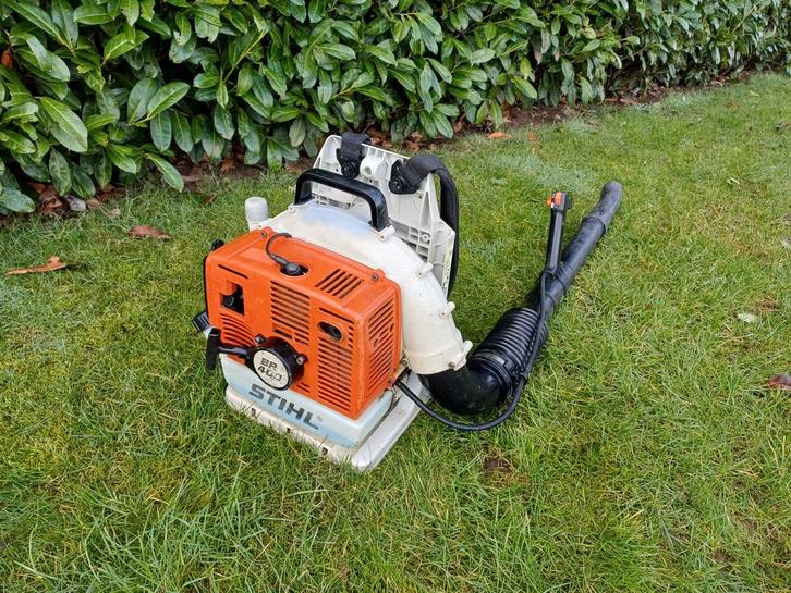 Stihl BR400 ruggedragen bladblazer (BR420 BR500), Tuin en Terras, Bladblazers, Gebruikt, Ruggedragen, Benzine, Ophalen of Verzenden
