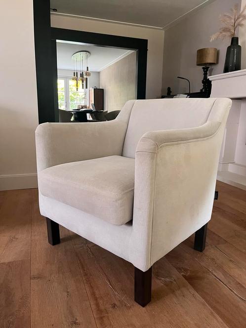 2 fauteuils stoelen Urban Sofa velvet crème / beige, Huis en Inrichting, Fauteuils, Gebruikt, Overige materialen, 50 tot 75 cm