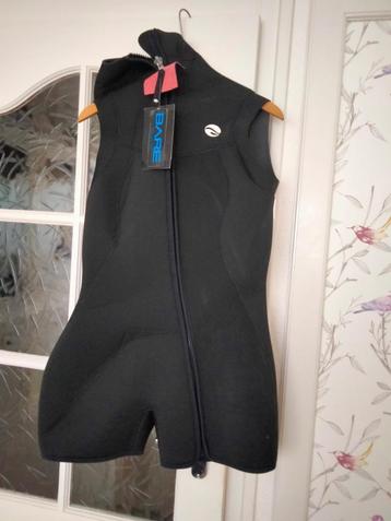 Bare 7 mm neopreen pak dames nieuw beschikbaar voor biedingen