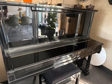 Petrof piano 135M beschikbaar voor biedingen