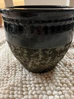 Bloempot, Rond, Ophalen of Verzenden, Zo goed als nieuw, Aardewerk