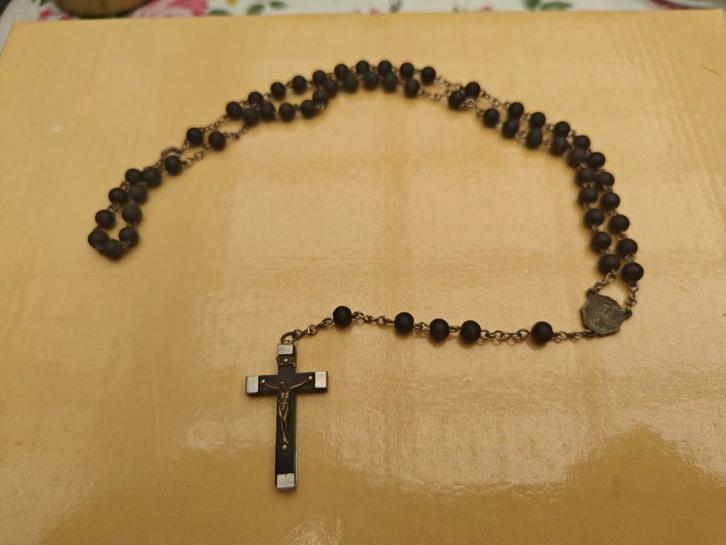 Vintage Rozenkrans Met Kruis, Antiek en Kunst, Antiek | Religie, Ophalen of Verzenden