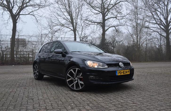 Volkswagen Golf 1.4 TSI 110KW 5D 2015 Zwart, Auto's, Volkswagen, Particulier, Golf, Achteruitrijcamera, Airbags, Airconditioning