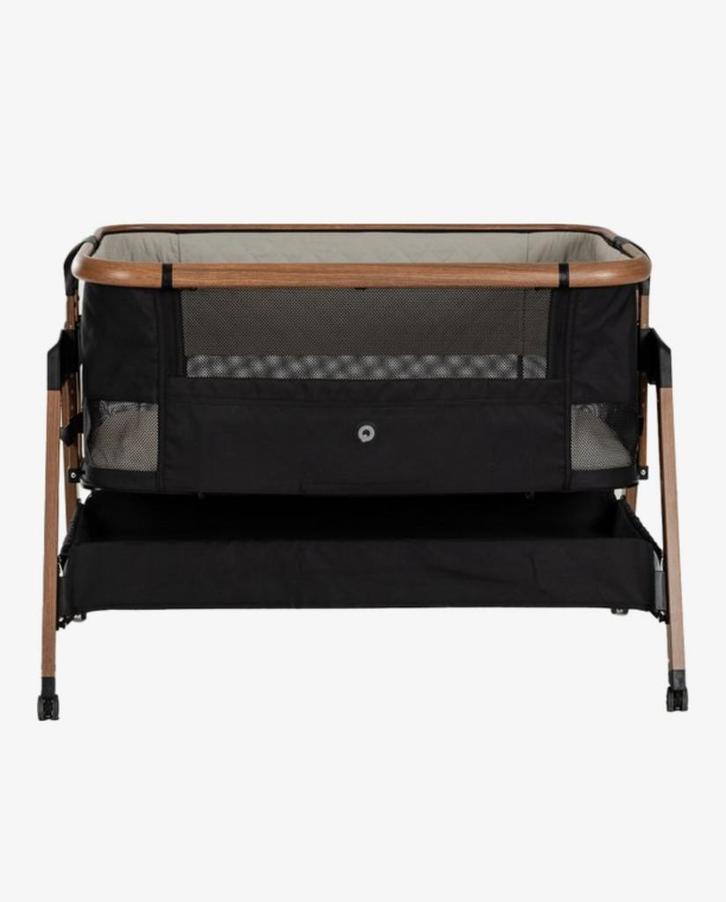 Qute Q-Breez Co-Sleeper – Woody Black, Kinderen en Baby's, Babywiegjes en Ledikanten, Zo goed als nieuw, Wieg, Ophalen of Verzenden