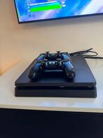 Play station 4 met 2 Controllers  nette staat, Spelcomputers en Games, Spelcomputers | Sony PlayStation 4, Met 2 controllers, 500 GB
