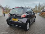 Toyota Aygo 1.0-12V Now I Airco I Elektr.-pakket, Voorwielaandrijving, Euro 5, Gebruikt, Metallic lak