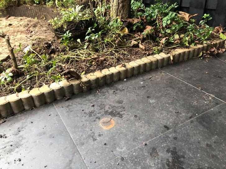 Pallisadebanden - geel, Tuin en Terras, Bielzen en Borders, Gebruikt, Border, Beton, Minder dan 25 cm, Minder dan 100 cm, Ophalen