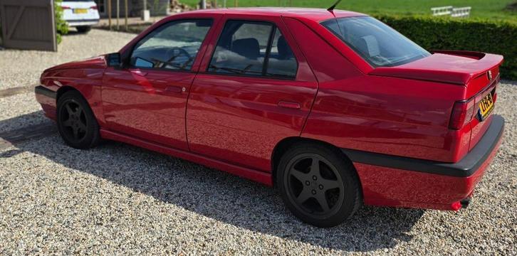 Alfa Romeo 155 1.8 Twin Spark 1995 Rood, Auto's, Alfa Romeo, Particulier, Benzine, Sedan, Handgeschakeld, Origineel Nederlands
