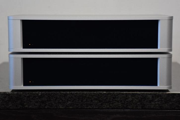 Lindemann Musicbook 55 -twee stuks beschikbaar-, Audio, Tv en Foto, Versterkers en Receivers, Zo goed als nieuw, Stereo, 120 watt of meer