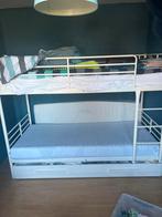 Wit metalen stapelbed met matrassen, Huis en Inrichting, Slaapkamer | Bedden, Ophalen, 90 cm, Wit, Tweepersoons