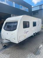 mega dubbelasser 1500kg! In topstaat! zeer luxe+inloopdouche, Caravans en Kamperen, Caravans, Overige merken, Bedrijf, Treinzit