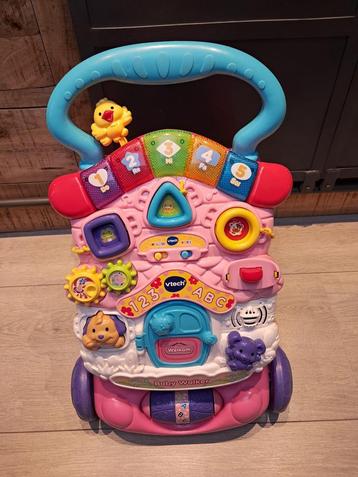 Super leuke Vtech babywalker met licht en geluid beschikbaar voor biedingen