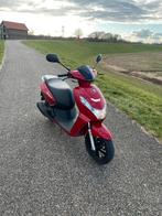 Peugot kisbee rs, Fietsen en Brommers, Scooters | Peugeot, Ophalen, Overige modellen, Maximaal 45 km/u, Nieuw