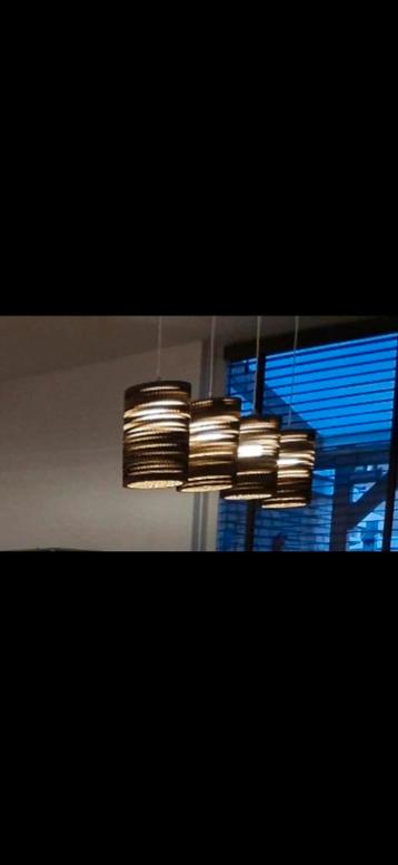 Gave hanglampen beschikbaar voor biedingen