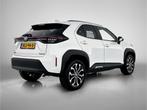 Toyota Yaris Cross 1.5 Hybrid Dynamic Limited (bj 2024), 12 maanden, Stof, Gebruikt, 116 pk