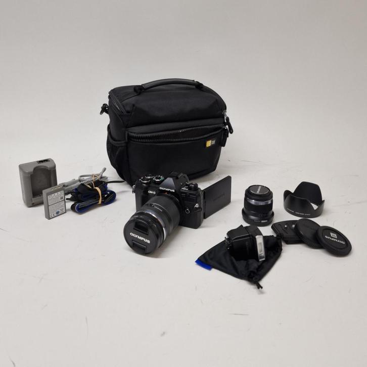 Olympus E-M5 Mark 3 Inc 2 Lenzen Set | Nette staat, Audio, Tv en Foto, Fotocamera's Digitaal, Zo goed als nieuw