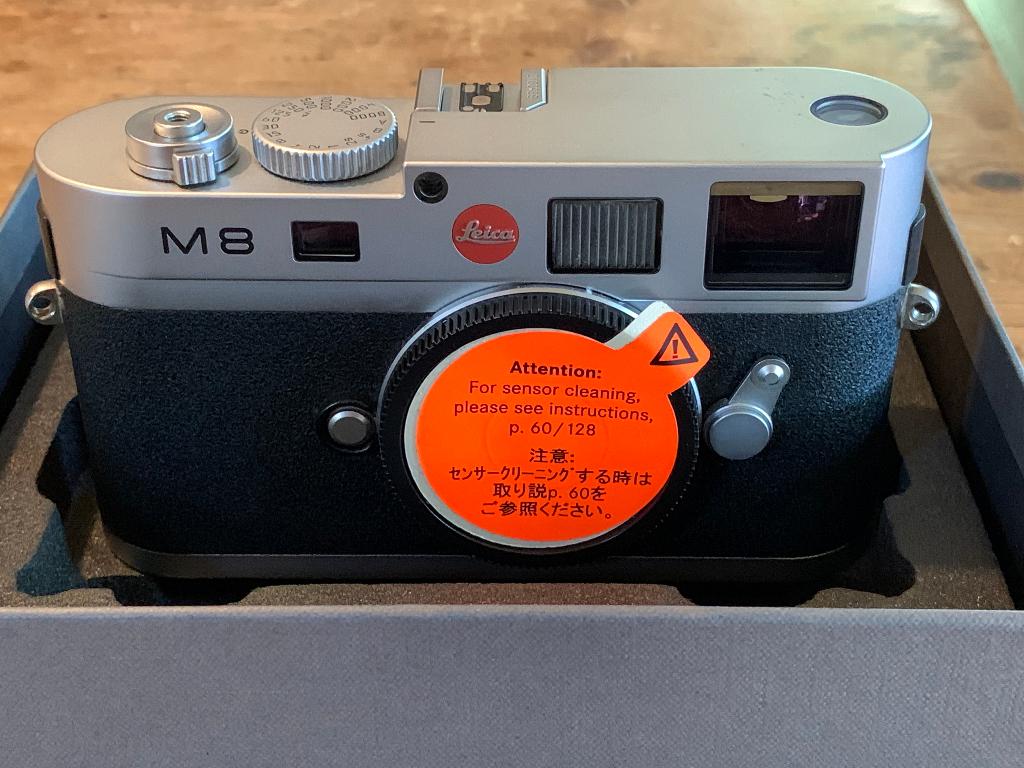 Leica M8 silver chrome camera z.g.a.n, Audio, Tv en Foto, Fotocamera's Digitaal, Ophalen, Gebruikt, Compact, 8 Megapixel