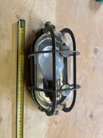 Industriële RZB 8120W bulkhead / scheepslamp (ca. 1960–70), Antiek en Kunst, Antiek | Gereedschap en Instrumenten, Ophalen of Verzenden